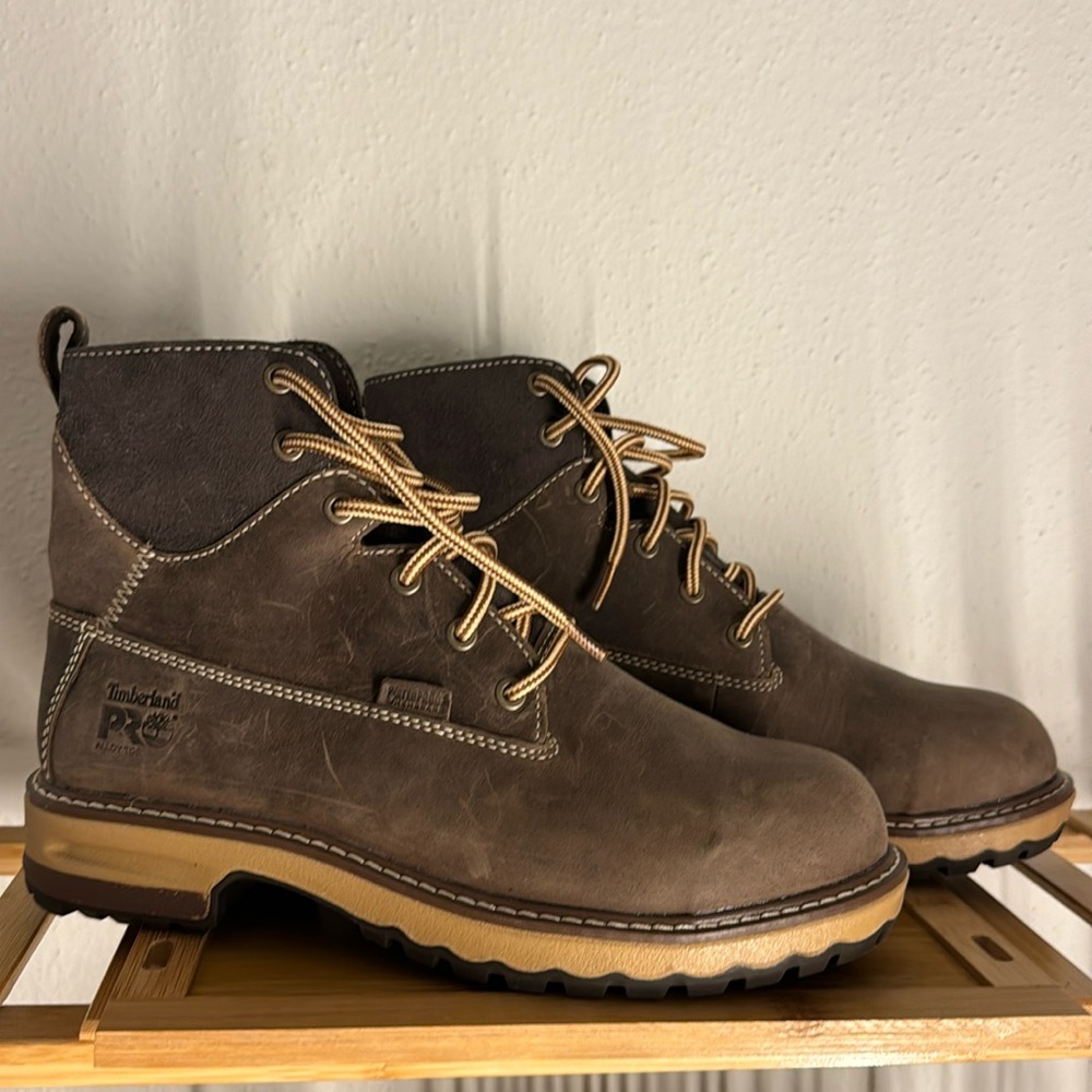 TIMBERLAND BOOTS